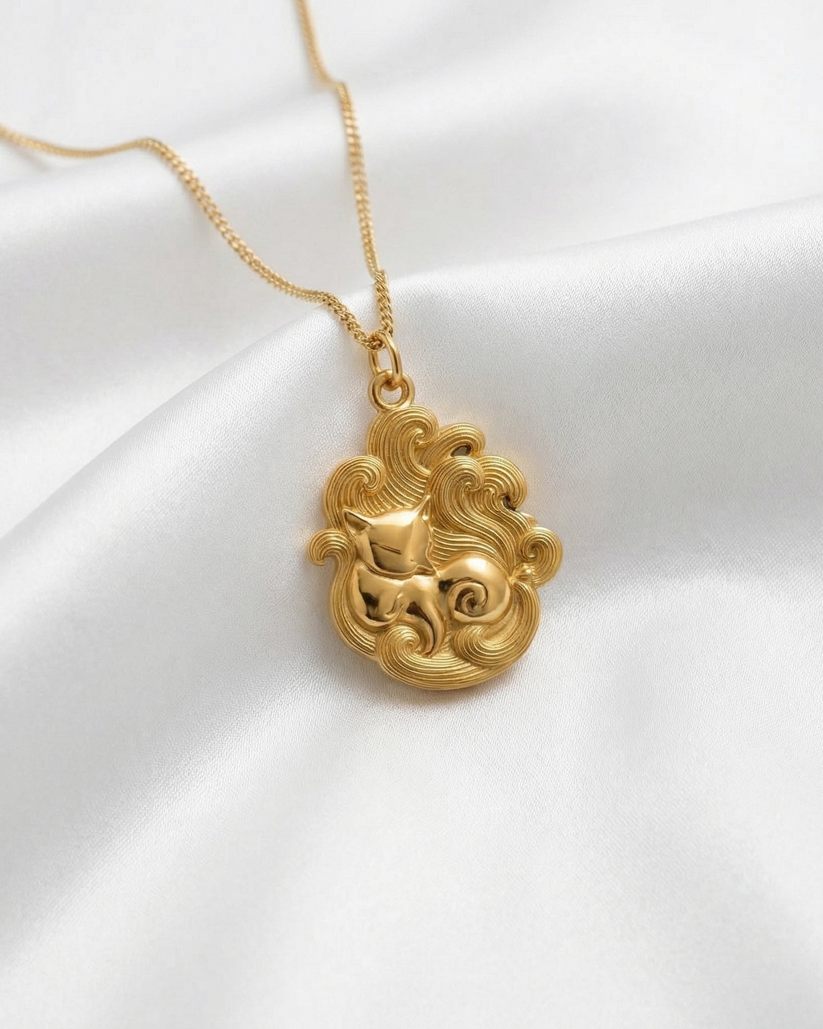 Gold Fox Pendant Necklace 14K, 18K Solid Gold | Made in USA– Johnny saint